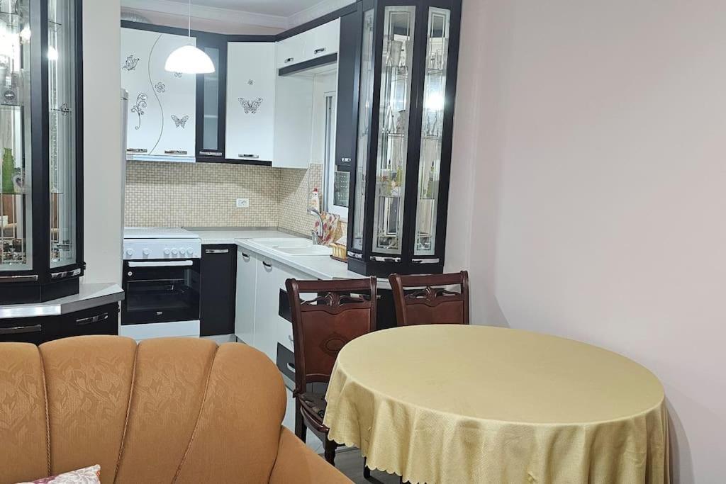 Topuzi First Floor Villa Pogradec